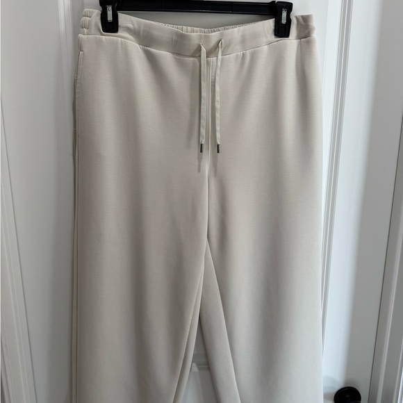 Matching set - Picture 4 of 6